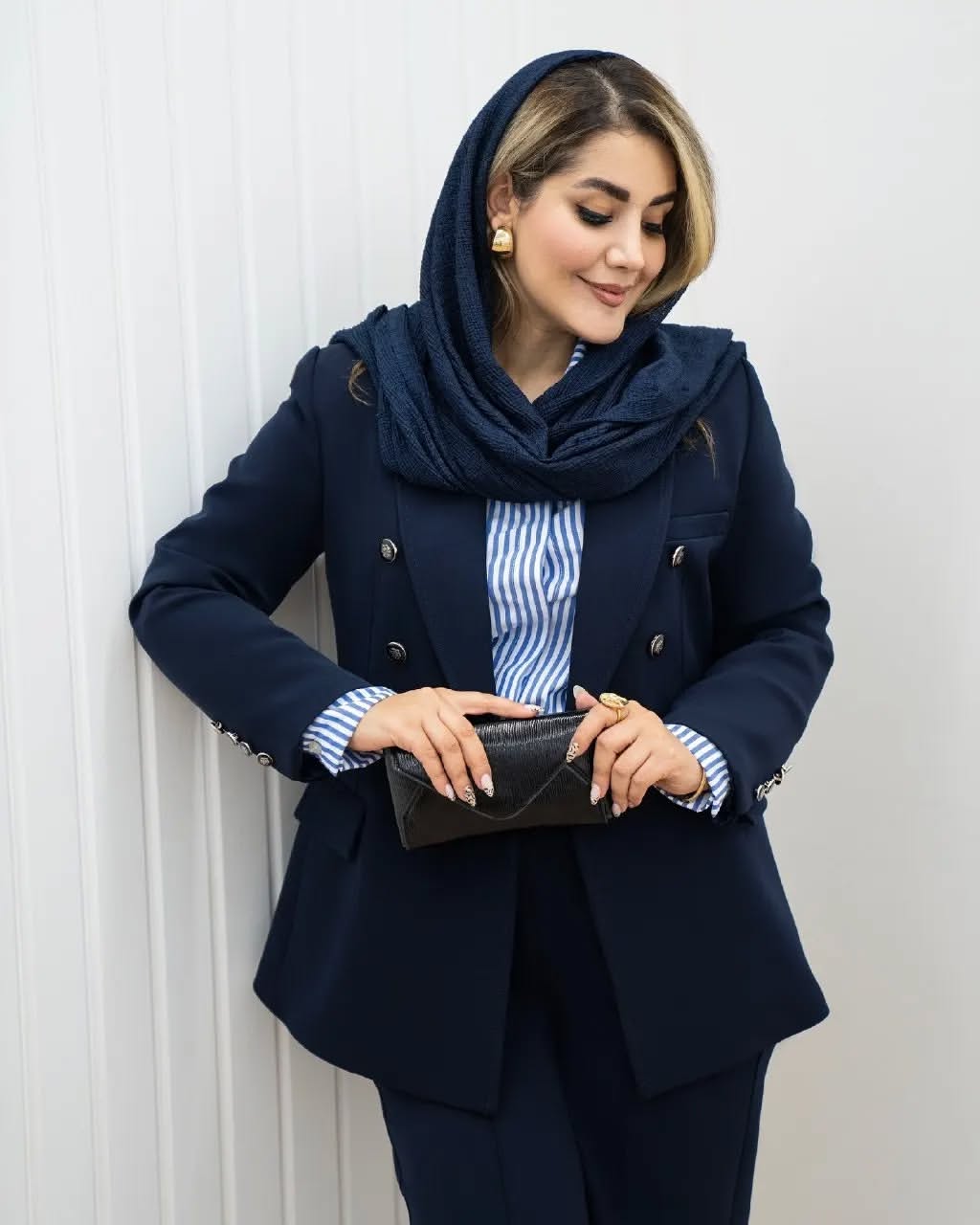 کت وشلوارخانمی